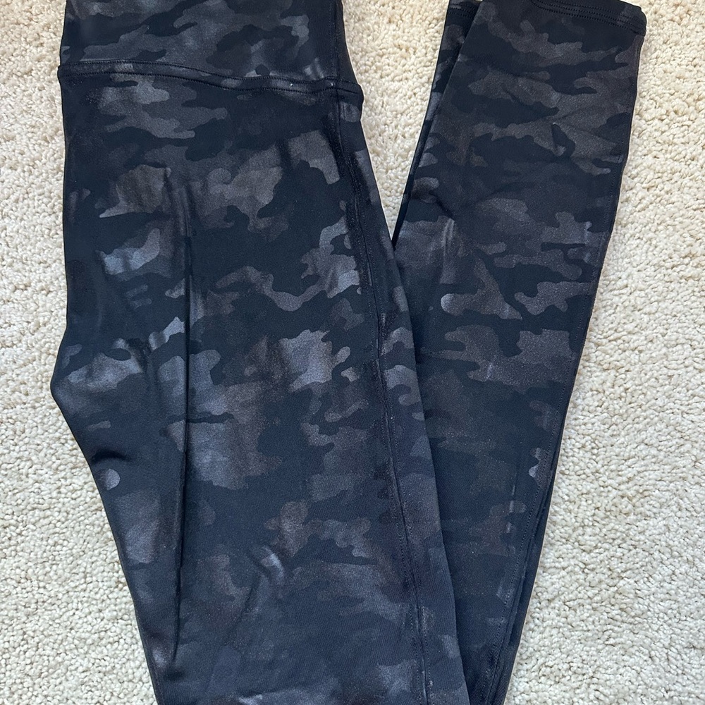 SPANX Dark Camouflage Leggings
